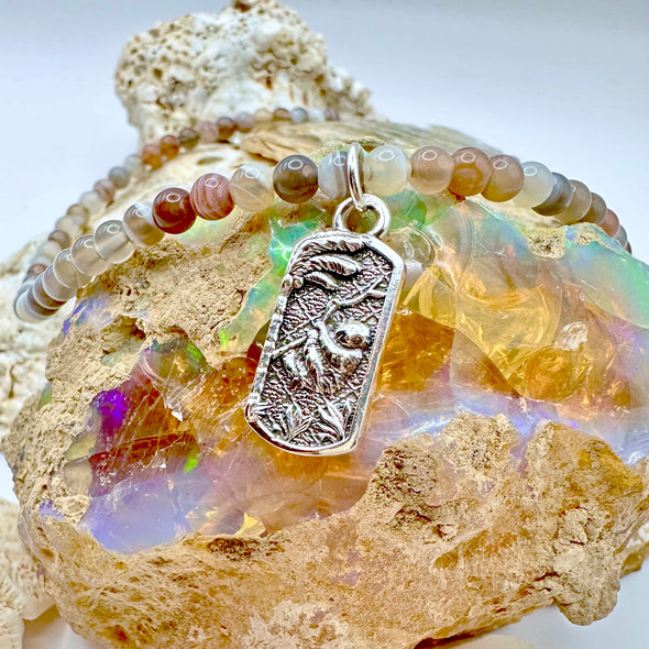 Agate Sloth Necklace | Costa Rica Collection